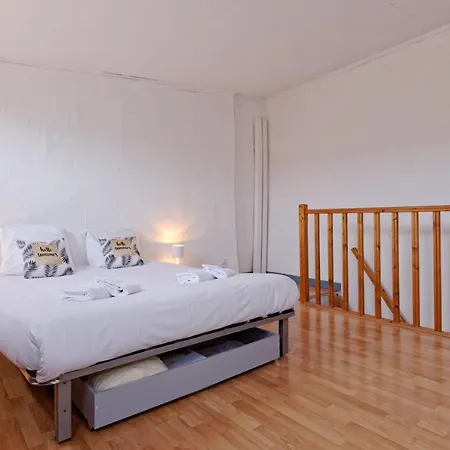 Marius Private Duplex